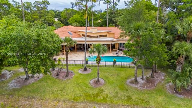 5328 E Leitner Dr, Coral Springs, FL 33067