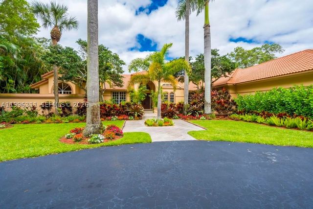 5328 E Leitner Dr, Coral Springs, FL 33067