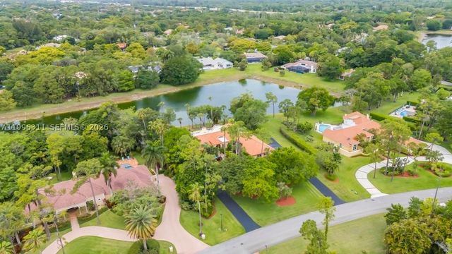 5328 E Leitner Dr, Coral Springs, FL 33067