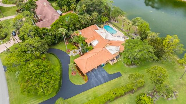 5328 E Leitner Dr, Coral Springs, FL 33067