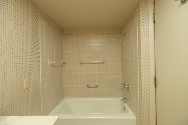 600 4th Street SW 605, Rochester, MN 55902