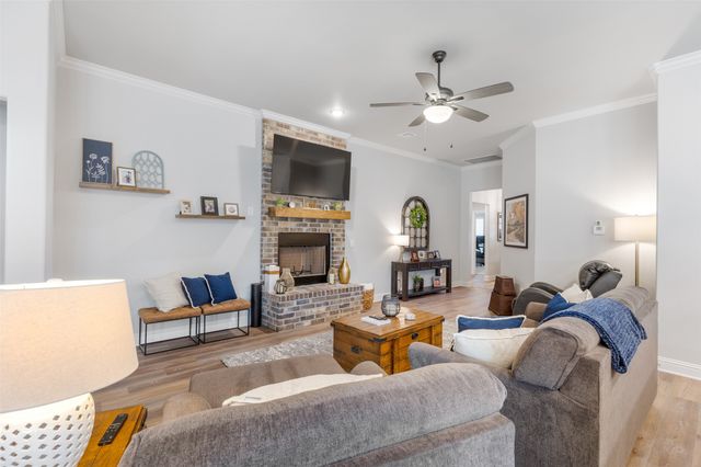 3919 Rose Hill Court, Denison, TX 75020