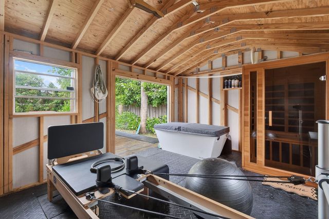 1881 Kathy Lane, North Palm Beach, FL 33408