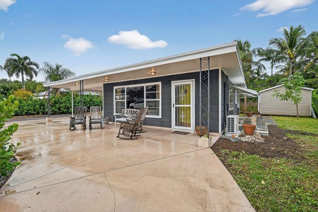 1881 Kathy Lane, North Palm Beach, FL 33408