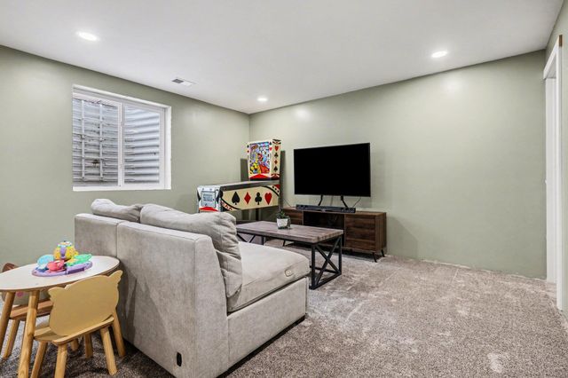 2092 Orlov Drive, Jamestown Twp, MI 49426
