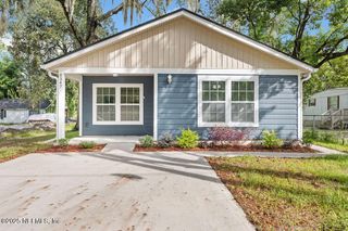 8347 SUSIE Street, Jacksonville, FL 32210