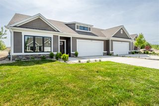 3635 Katherine Lane 42, Saint Joseph, MI 49085