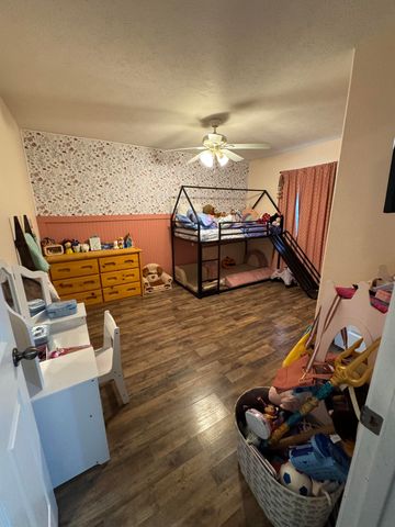 700 Robin Road Road, Mountain Grove, MO 65711