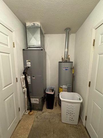 700 Robin Road Road, Mountain Grove, MO 65711