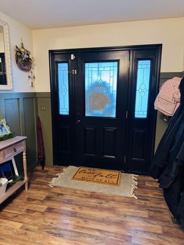 700 Robin Road Road, Mountain Grove, MO 65711