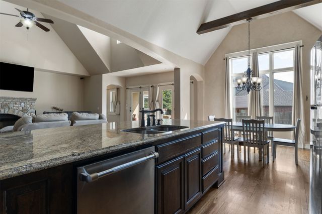7378 E 111th Place S, Bixby, OK 74008