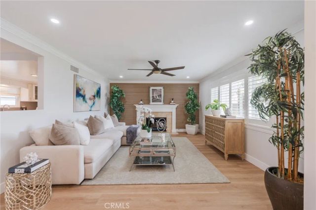17661 Still Harbor, Huntington Beach, CA 92647