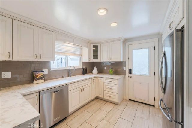 17661 Still Harbor, Huntington Beach, CA 92647