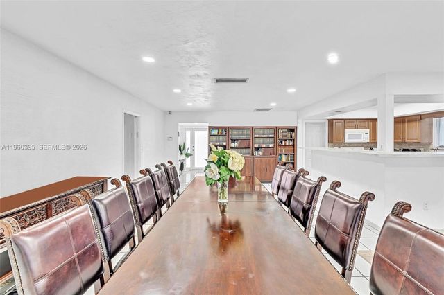 9524 Byron Ave, Surfside, FL 33154