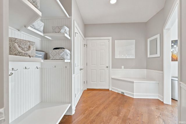 1716 Forest Trail, Fort Wayne, IN 46845