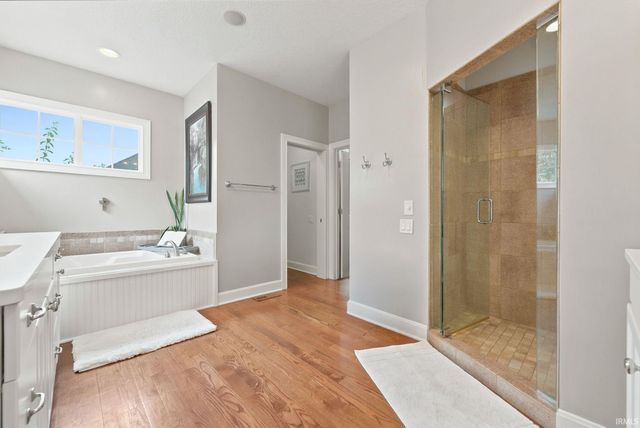 1716 Forest Trail, Fort Wayne, IN 46845
