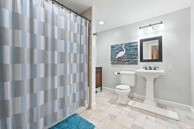 1716 Forest Trail, Fort Wayne, IN 46845