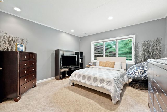 1716 Forest Trail, Fort Wayne, IN 46845