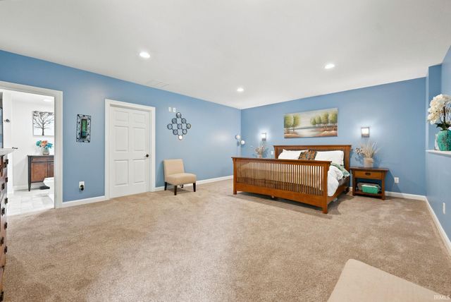 1716 Forest Trail, Fort Wayne, IN 46845