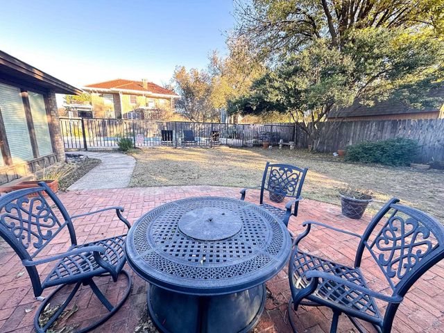 2427 PARADISE STREET, Vernon, TX 76384