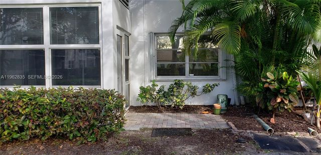 1501 S Ocean Blvd 129, Lauderdale By The Sea, FL 33062