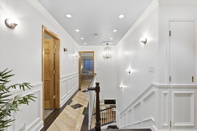 39 Mockingbird Lane, Oak Brook, IL 60523