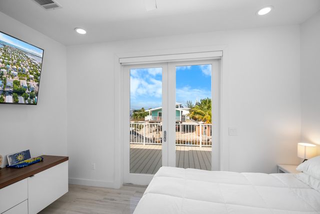 27405 Guadaloupe Lane, Ramrod Key, FL 33042