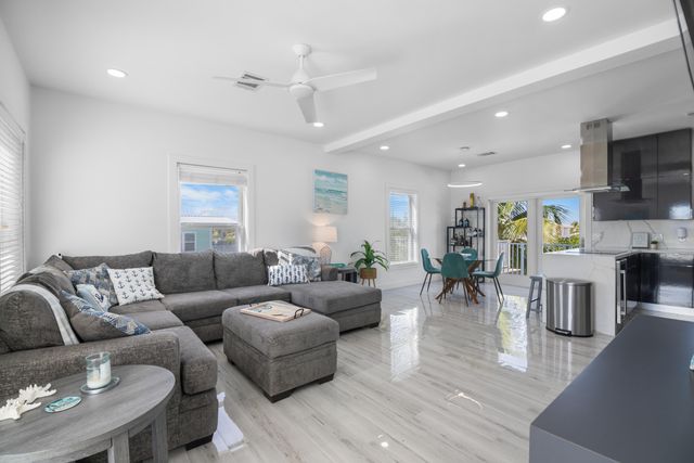 27405 Guadaloupe Lane, Ramrod Key, FL 33042