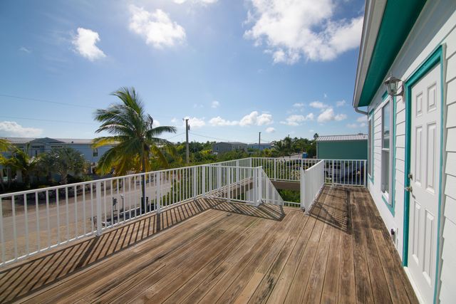 27405 Guadaloupe Lane, Ramrod Key, FL 33042