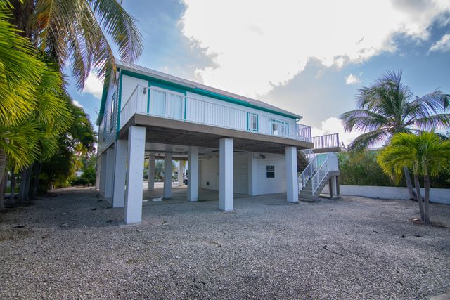 27405 Guadaloupe Lane, Ramrod Key, FL 33042