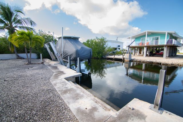 27405 Guadaloupe Lane, Ramrod Key, FL 33042