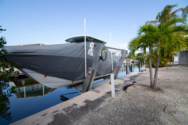 27405 Guadaloupe Lane, Ramrod Key, FL 33042