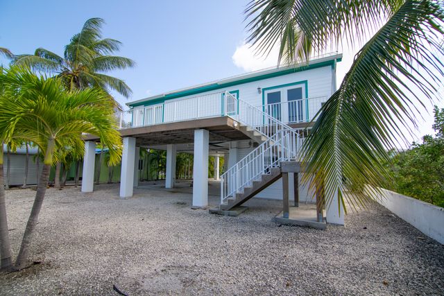 27405 Guadaloupe Lane, Ramrod Key, FL 33042