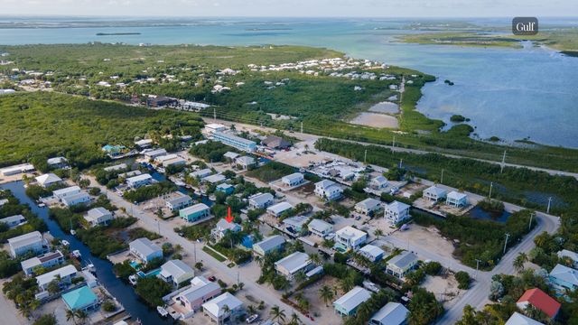 27405 Guadaloupe Lane, Ramrod Key, FL 33042