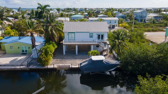 27405 Guadaloupe Lane, Ramrod Key, FL 33042