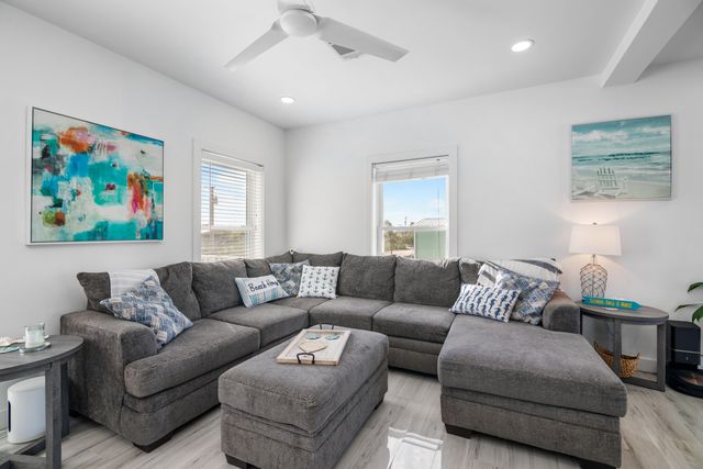 27405 Guadaloupe Lane, Ramrod Key, FL 33042