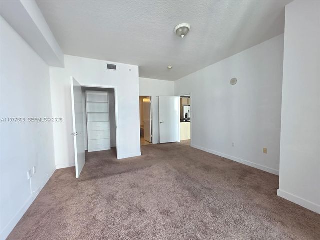 1111 SW 1st Ave 1823-N, Miami, FL 33130