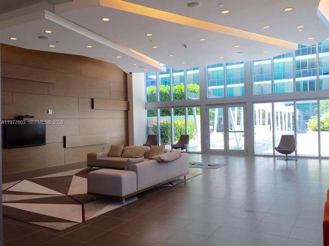 1111 SW 1st Ave 1823-N, Miami, FL 33130