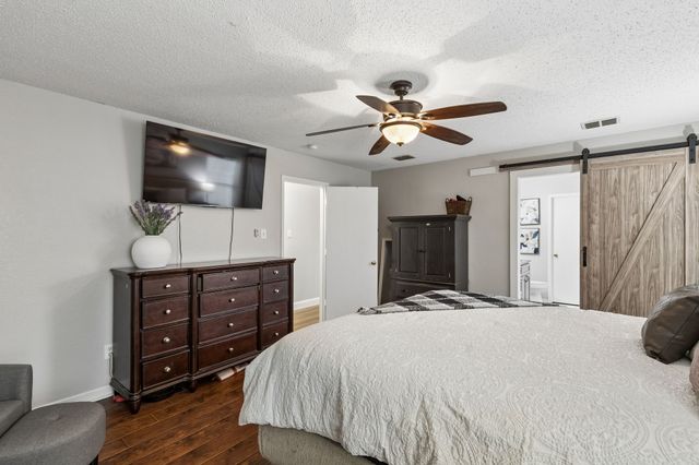 2224 Chestnut Drive, Little Elm, TX 75068