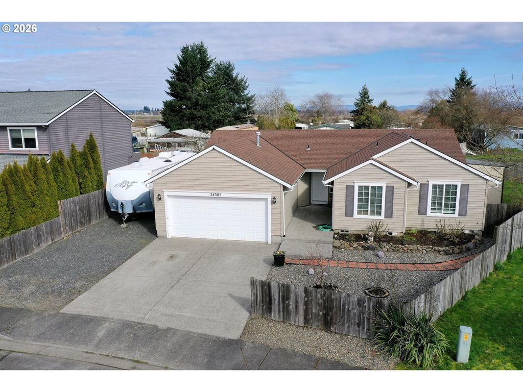 34385 HERON MEADOWS Dr, Scappoose, OR 97056