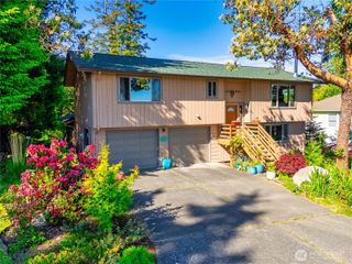 671 Muckleshoot Circle, La Conner, WA 98257