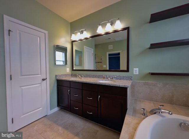 23542 BUCKLAND FARM TER, Ashburn, VA 20148