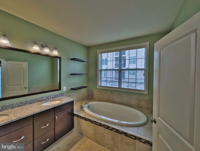 23542 BUCKLAND FARM TER, Ashburn, VA 20148