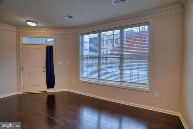 23542 BUCKLAND FARM TER, Ashburn, VA 20148
