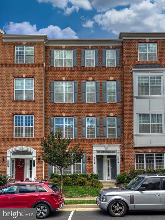 23542 BUCKLAND FARM TER, Ashburn, VA 20148