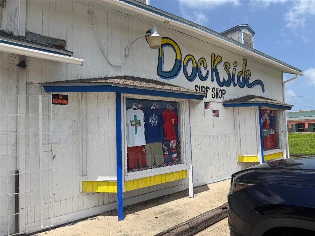 10306 S Padre Island Dr, Corpus Christi, TX 78418 — exterior