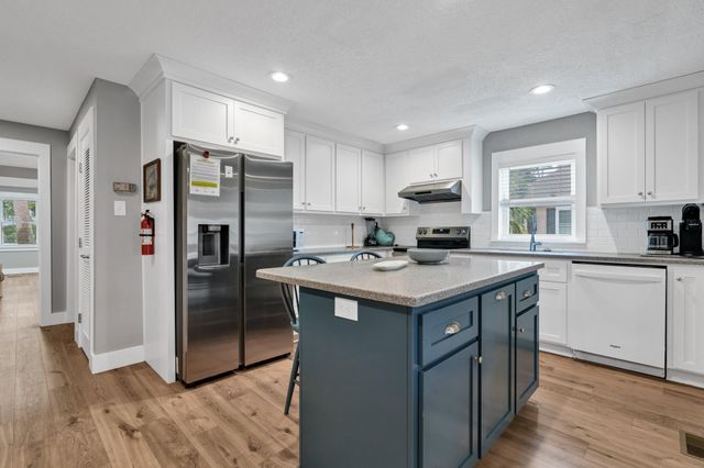 3204 Fort Street, Edisto Island, SC 29438
