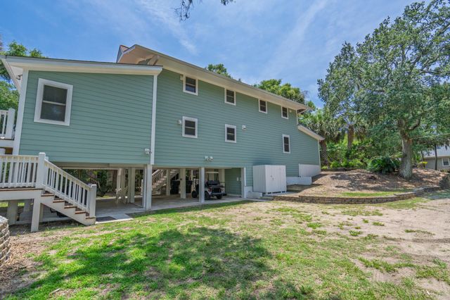 3204 Fort Street, Edisto Island, SC 29438