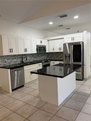 6955 SW 148th Ln, Davie, FL 33331