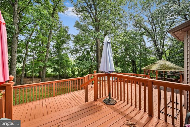 5057 VALLEY VIEW RD, Mohnton, PA 19540